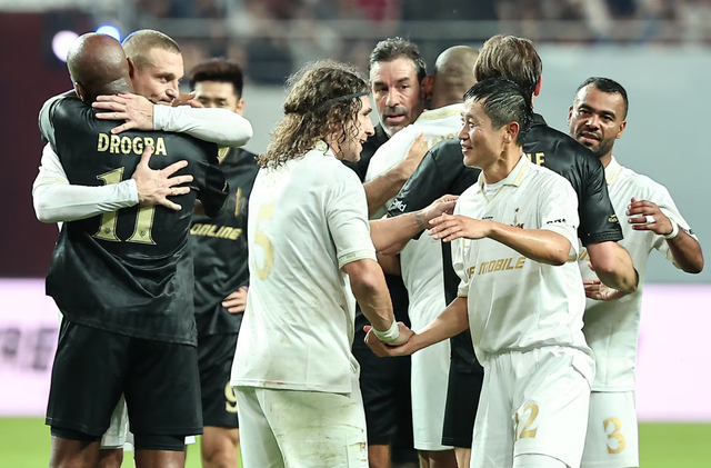 mekh, 手打出配合 mekh, 手打出配合